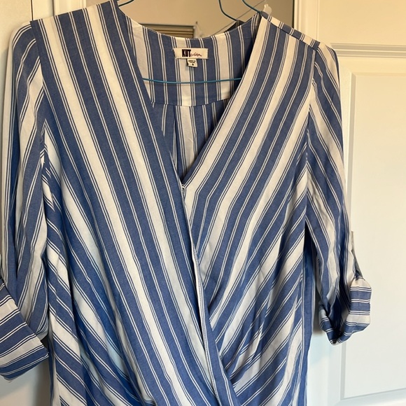 Kut From The Kloth Blue/ White Stripped Shirt Size Small - Picture 2 of 10